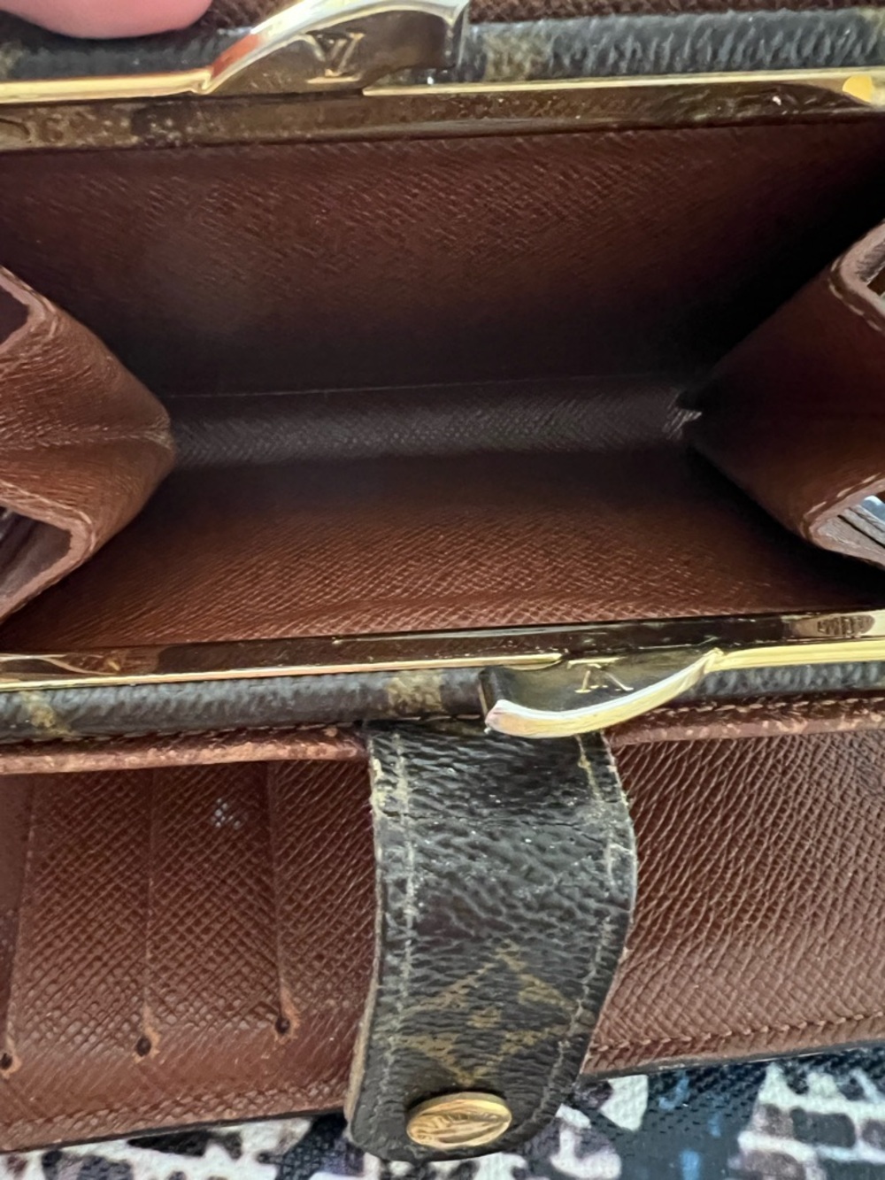 Louis Vuitton Monogram Canvas Compact Wallet Louis Vuitton Monogram French - Picture 6 of 7